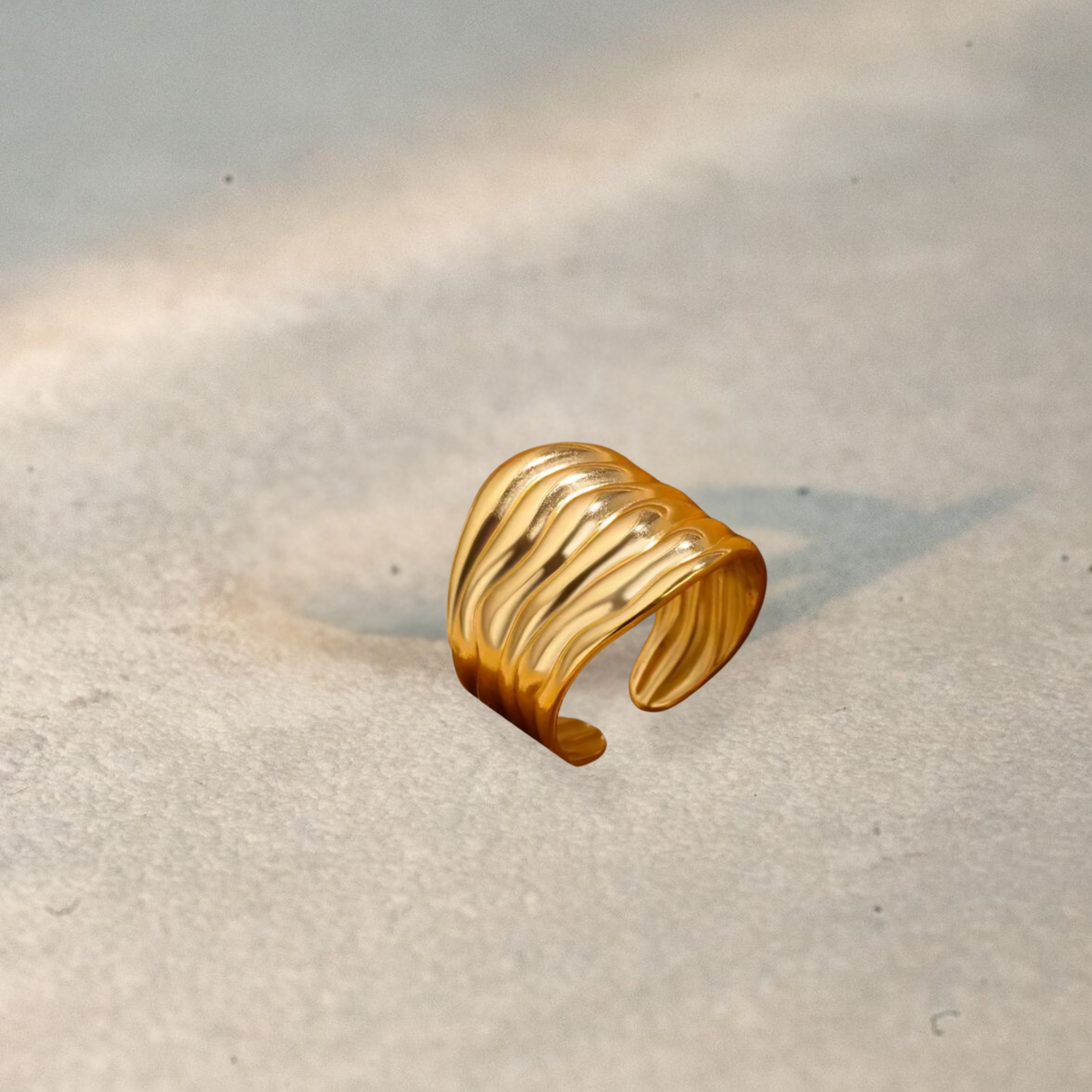 Hammered Ring "Shayta"