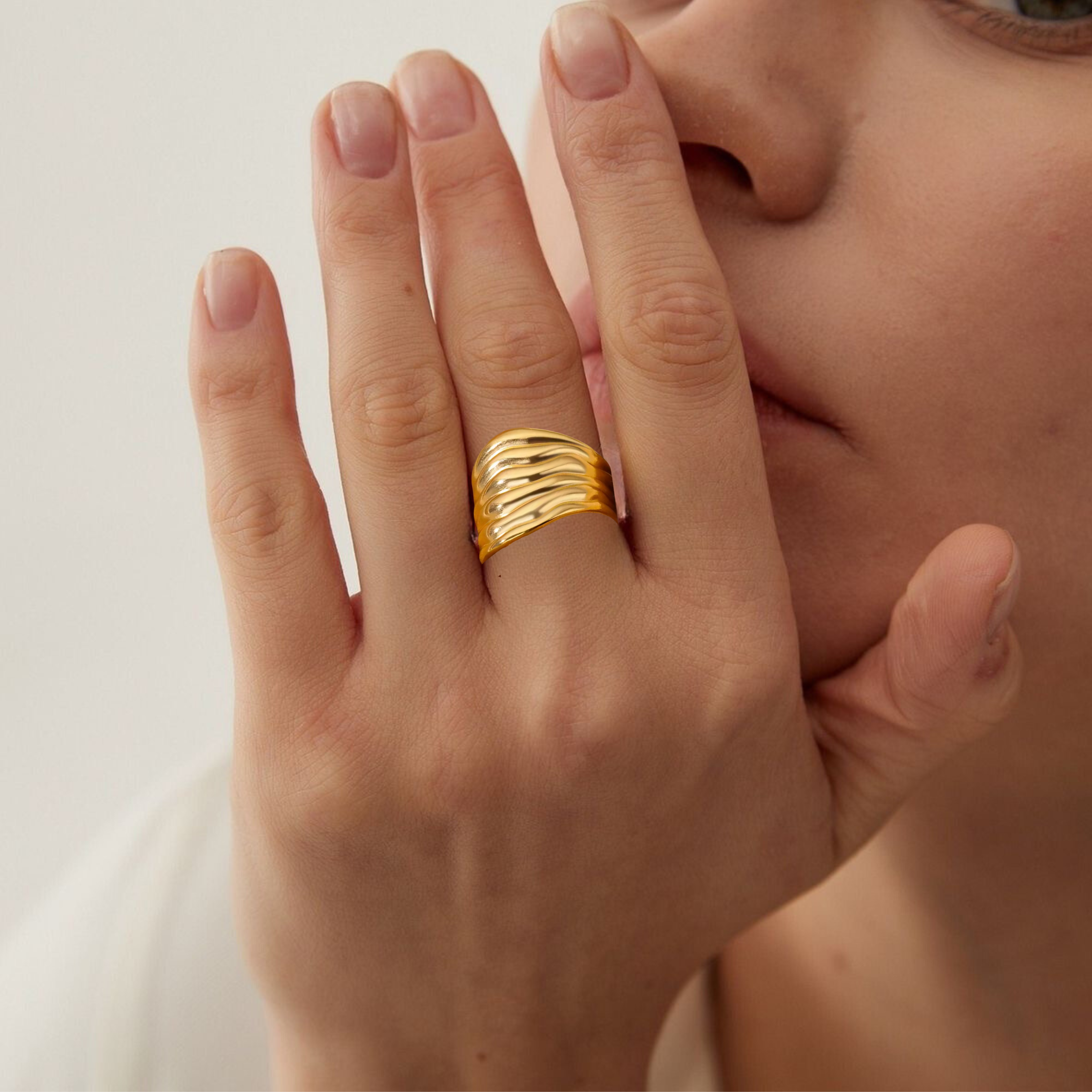 Hammered Ring "Shayta"