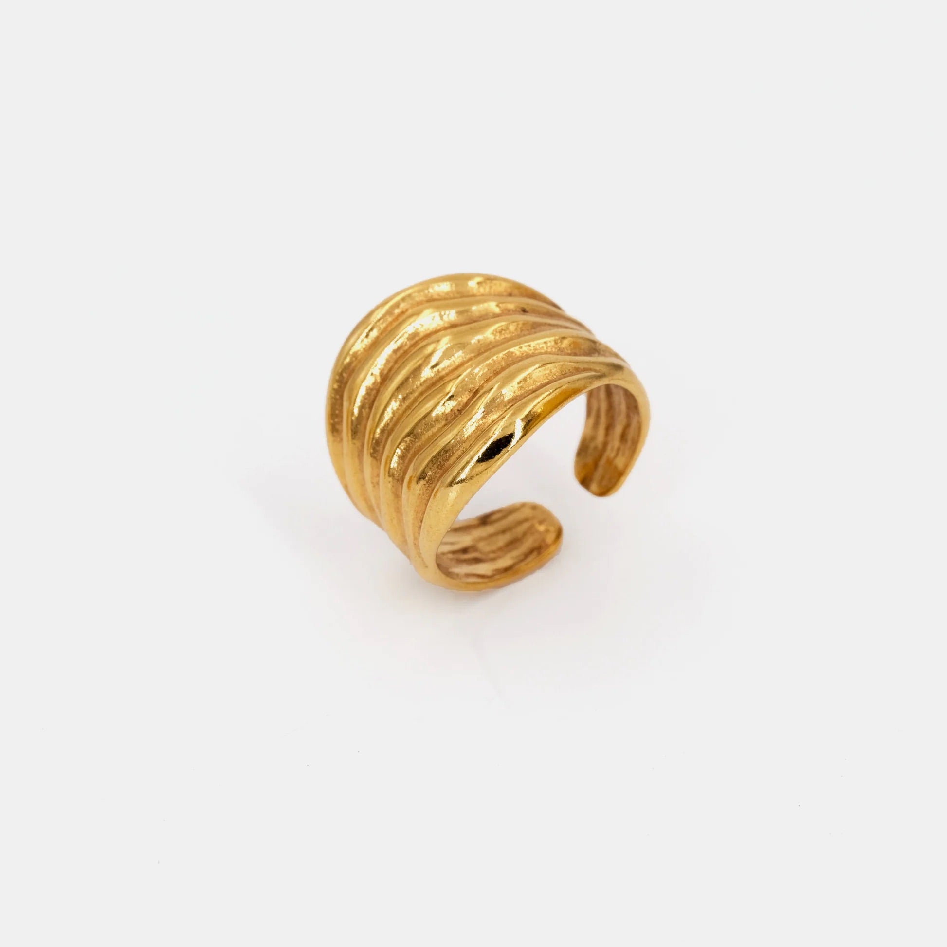 Hammered Ring "Shayta"
