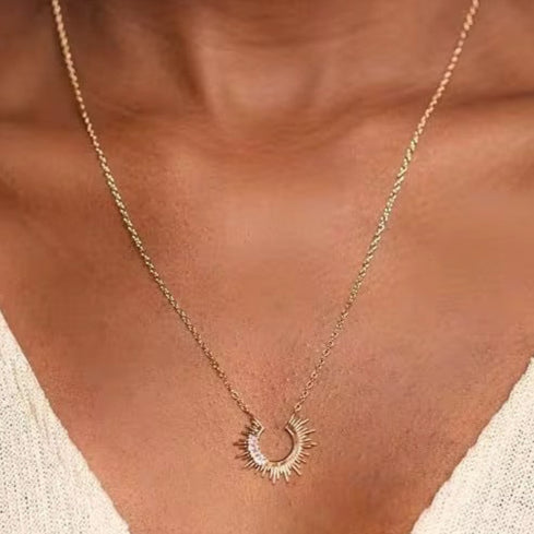 Collier Lune Eclipse