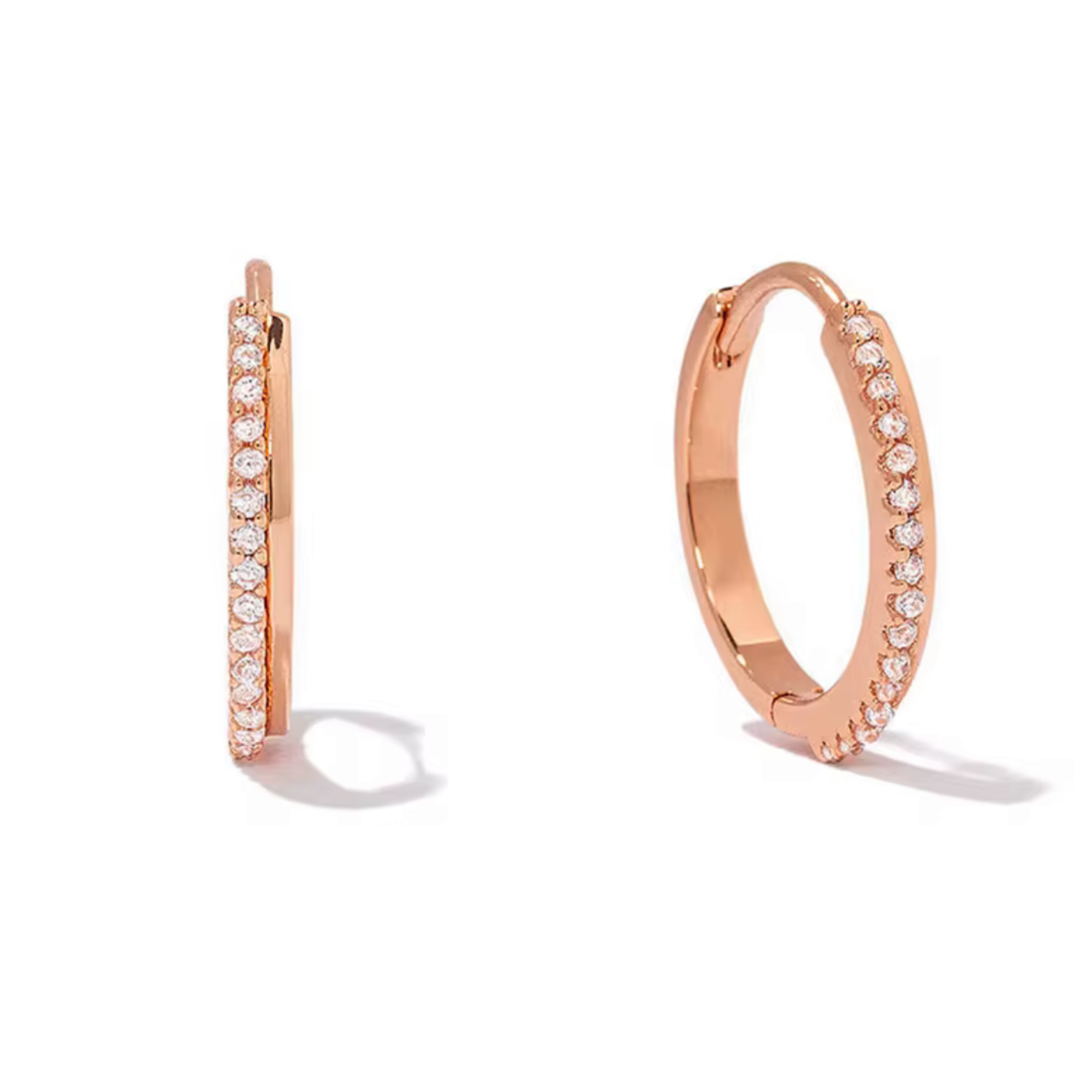 Mini Boucle d'oreille avec Diamant