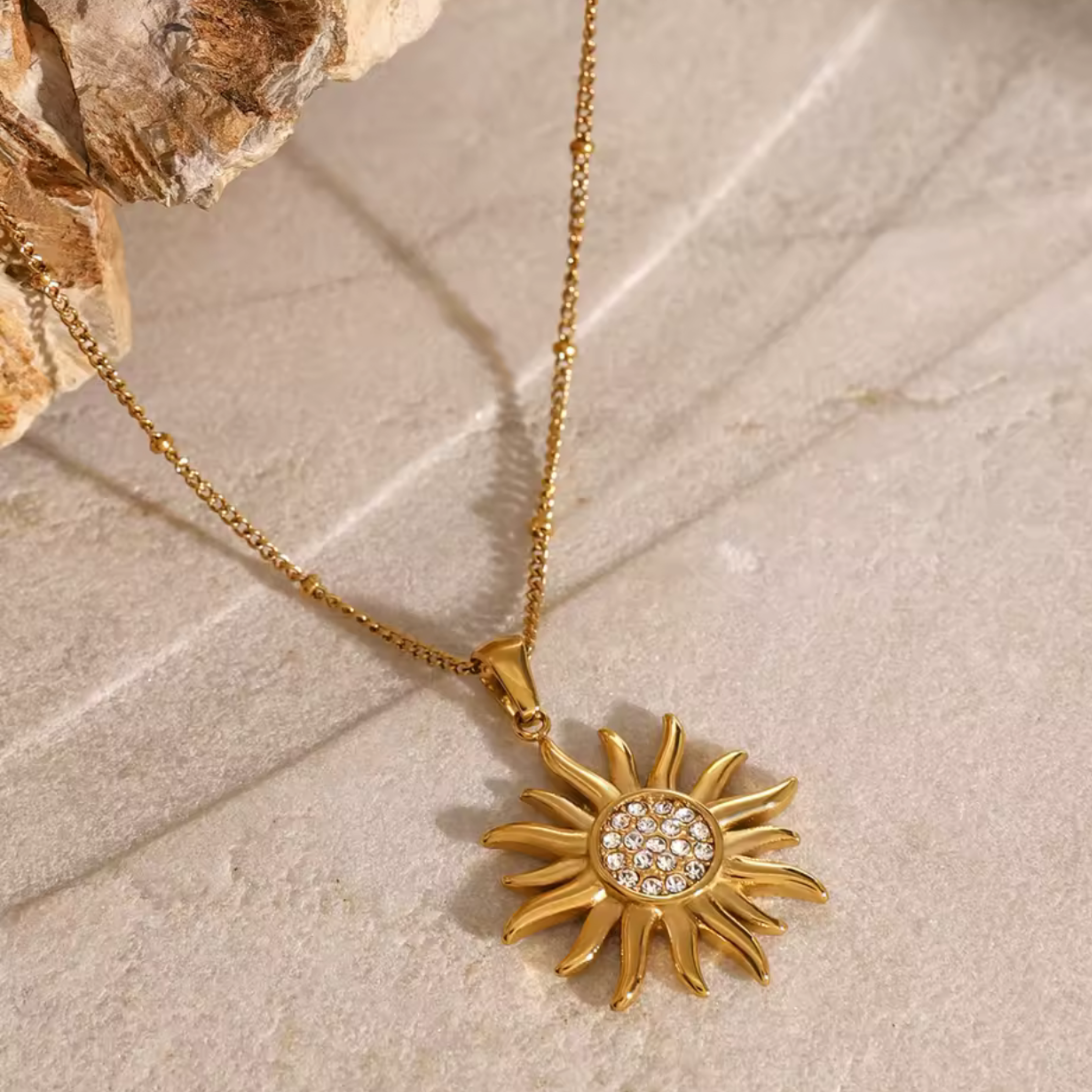 Collier Croissant Stella