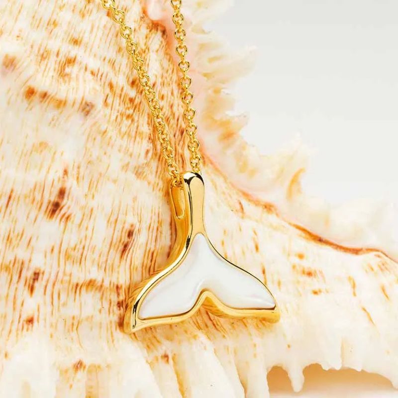 Collier Pendentif Queue de Baleine