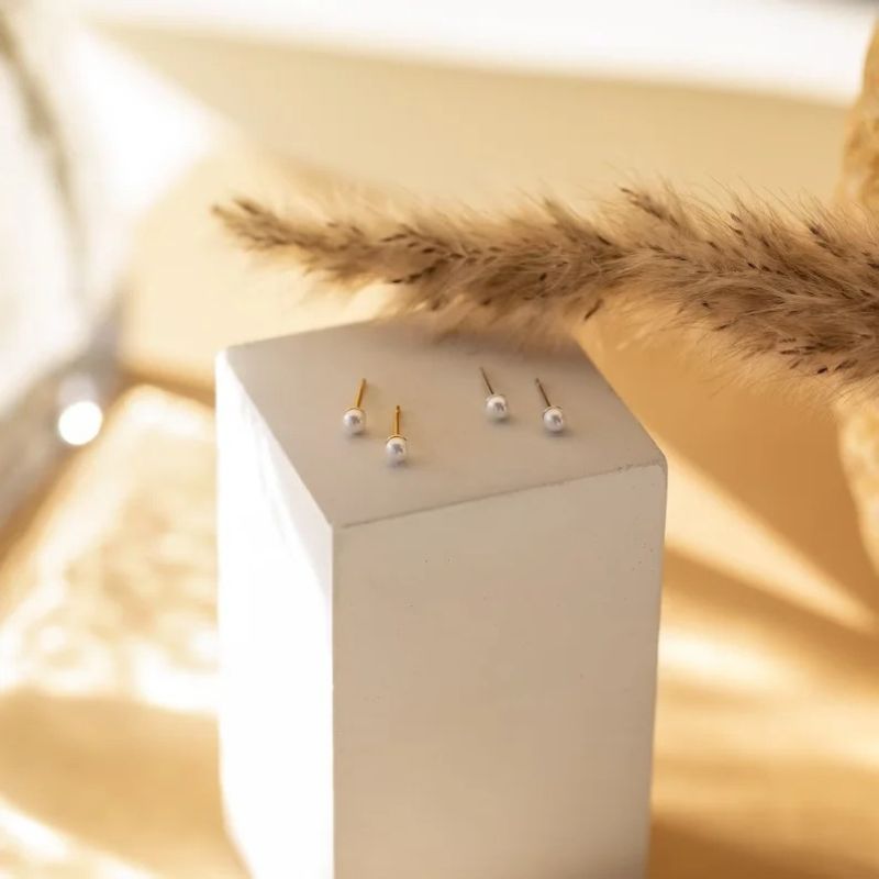 Boucles d'Oreilles Petites Perles d'Eau Douce